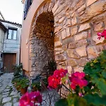 La Finestra Sui Cento Portali Pignola