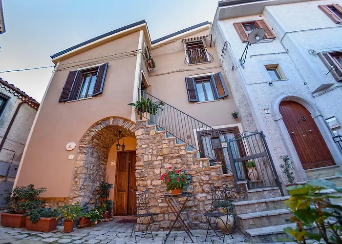 La Finestra Sui Cento Portali Apartment *